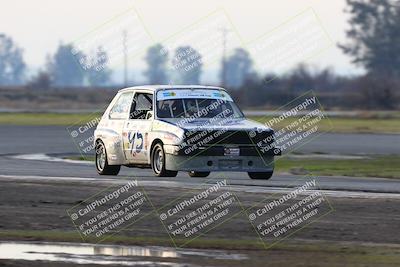 media/Jan-13-2024-CalClub SCCA (Sat) [[179f4822a7]]/Group 6/Sunset (Race)/